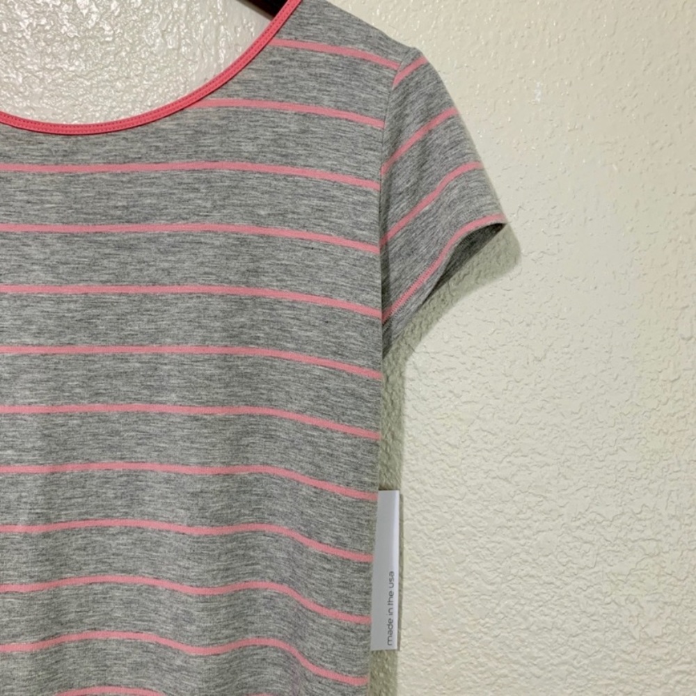 Stitch Fix Loveappella Dahalia Cross Back Tee - Picture 4 of 6